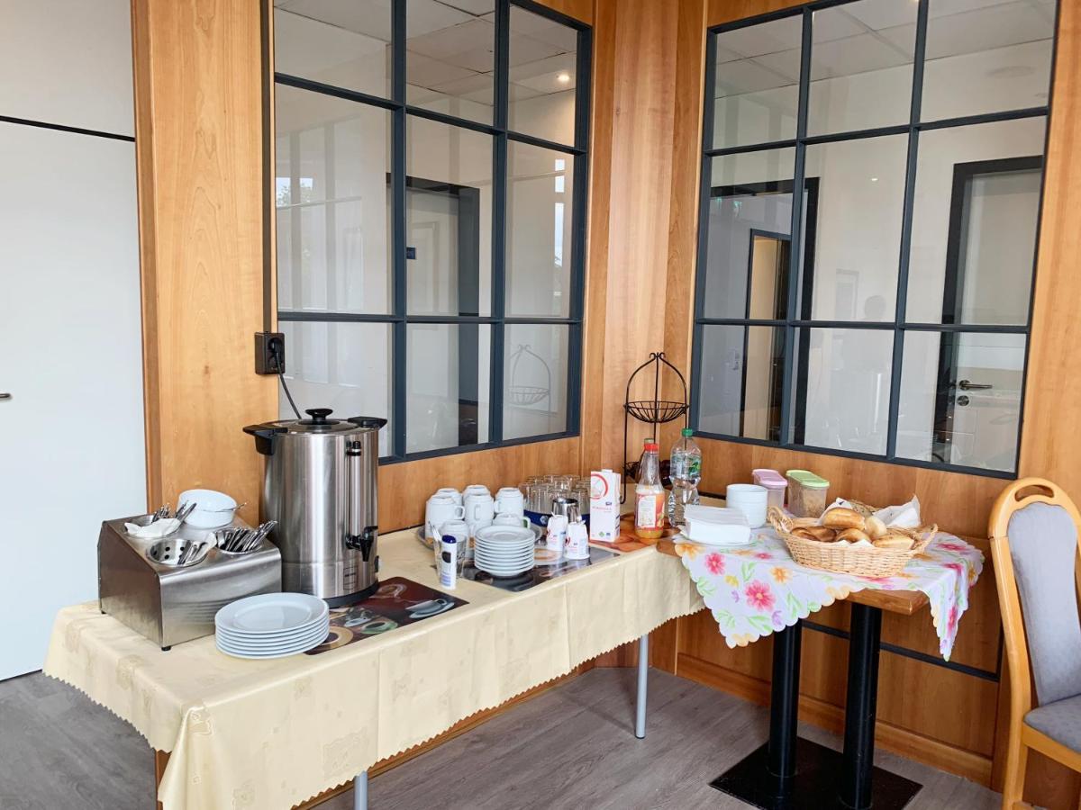 Hotel Birkenwerder Екстериор снимка