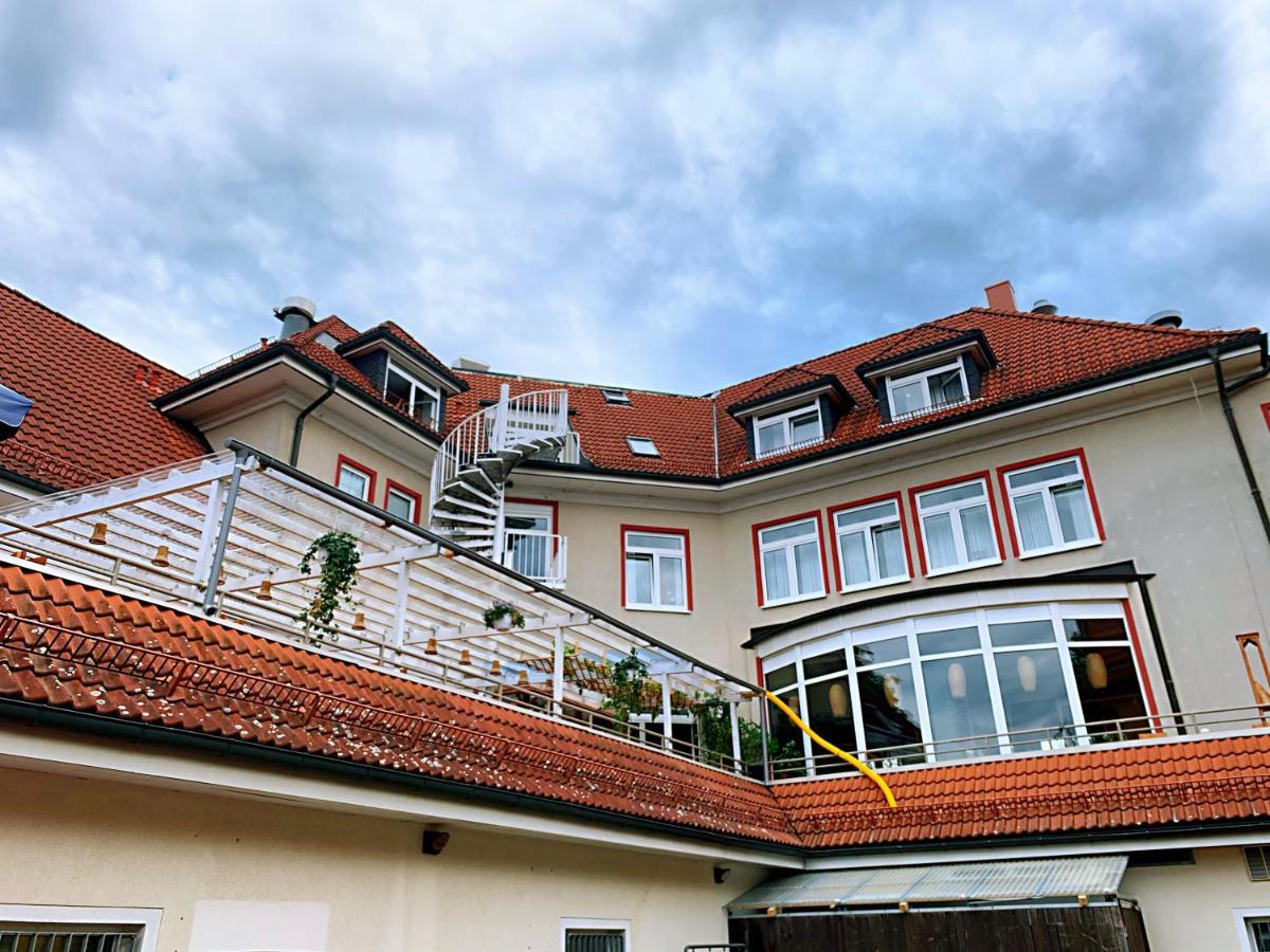 Hotel Birkenwerder Екстериор снимка