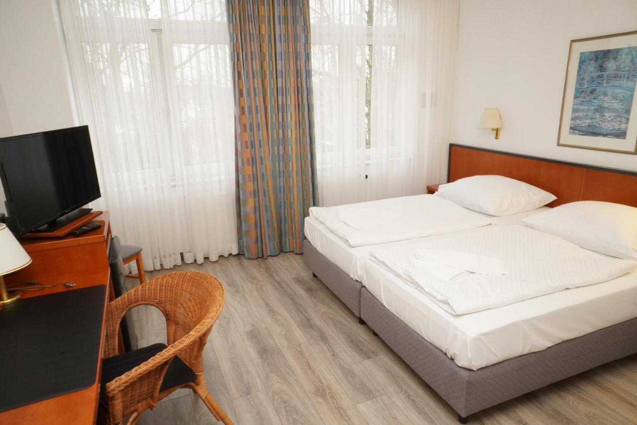 Hotel Birkenwerder Екстериор снимка