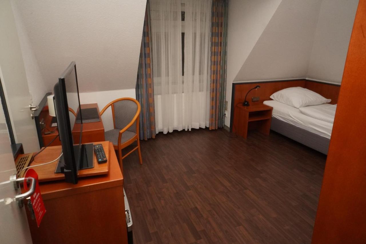 Hotel Birkenwerder Екстериор снимка
