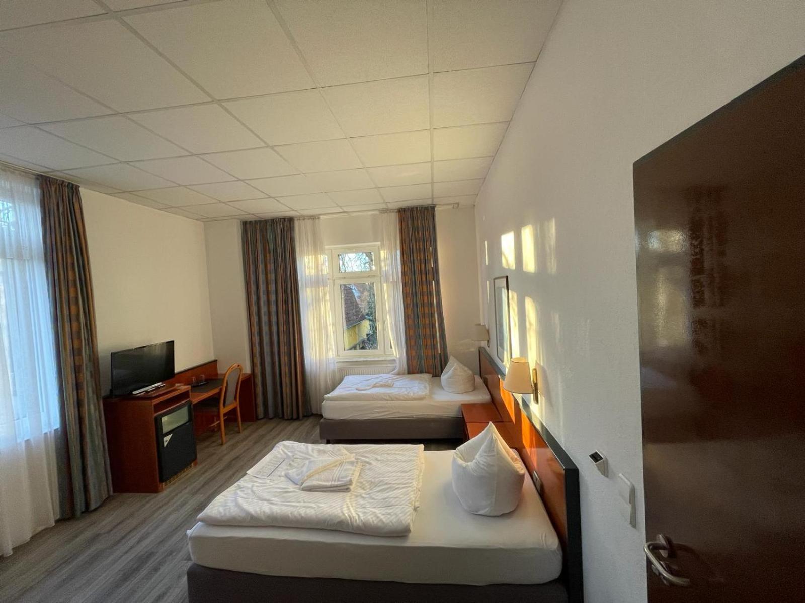 Hotel Birkenwerder Екстериор снимка