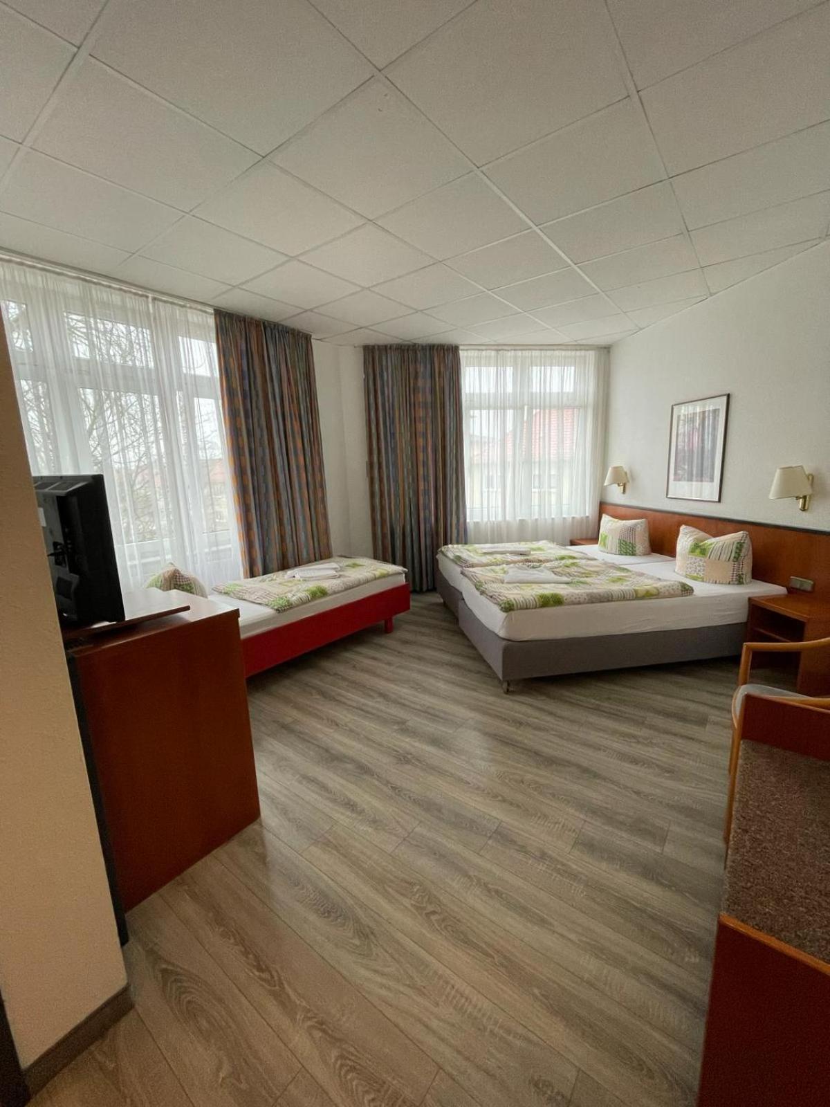 Hotel Birkenwerder Екстериор снимка